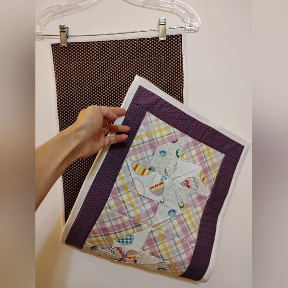 Quilted Table Topper/Runner Purple-White Housewarming approx. 13' x 36' - Picture 4 of 16